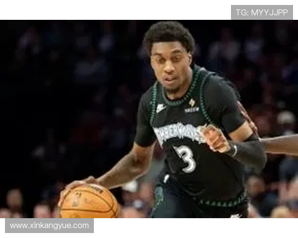 芬奇称赞麦丹在联防中的护筐核心地位全能表现是球队胜利的关键因素